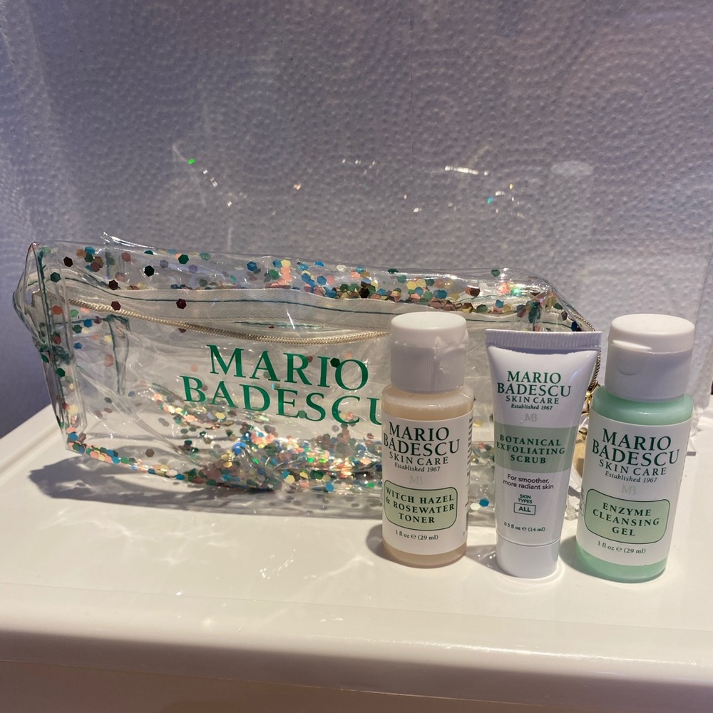 Mario Badescu cosmetic bag + 3 travel sz products!
